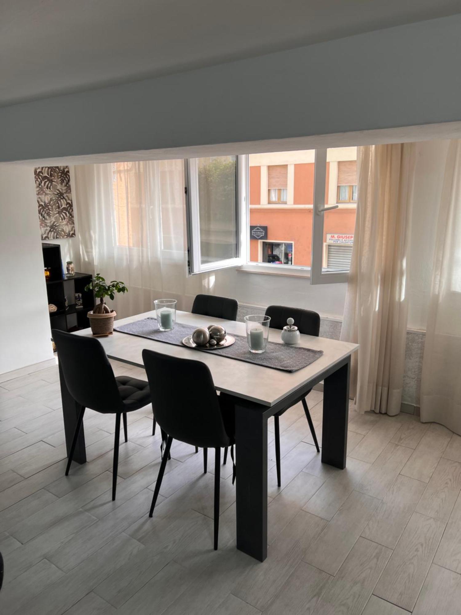 Casa Vacanze Manzoni 29 칼리아리 외부 사진