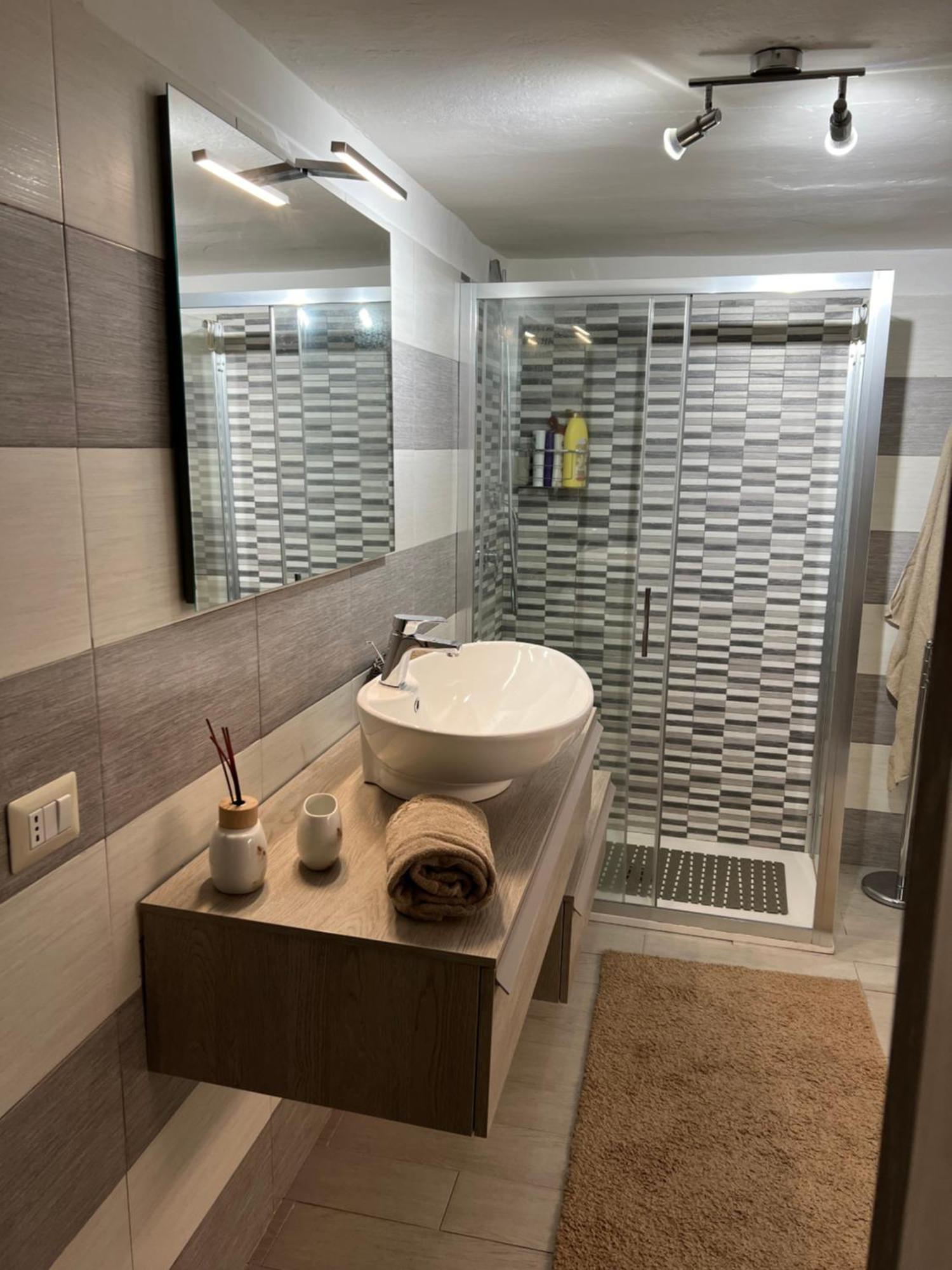 Casa Vacanze Manzoni 29 칼리아리 외부 사진