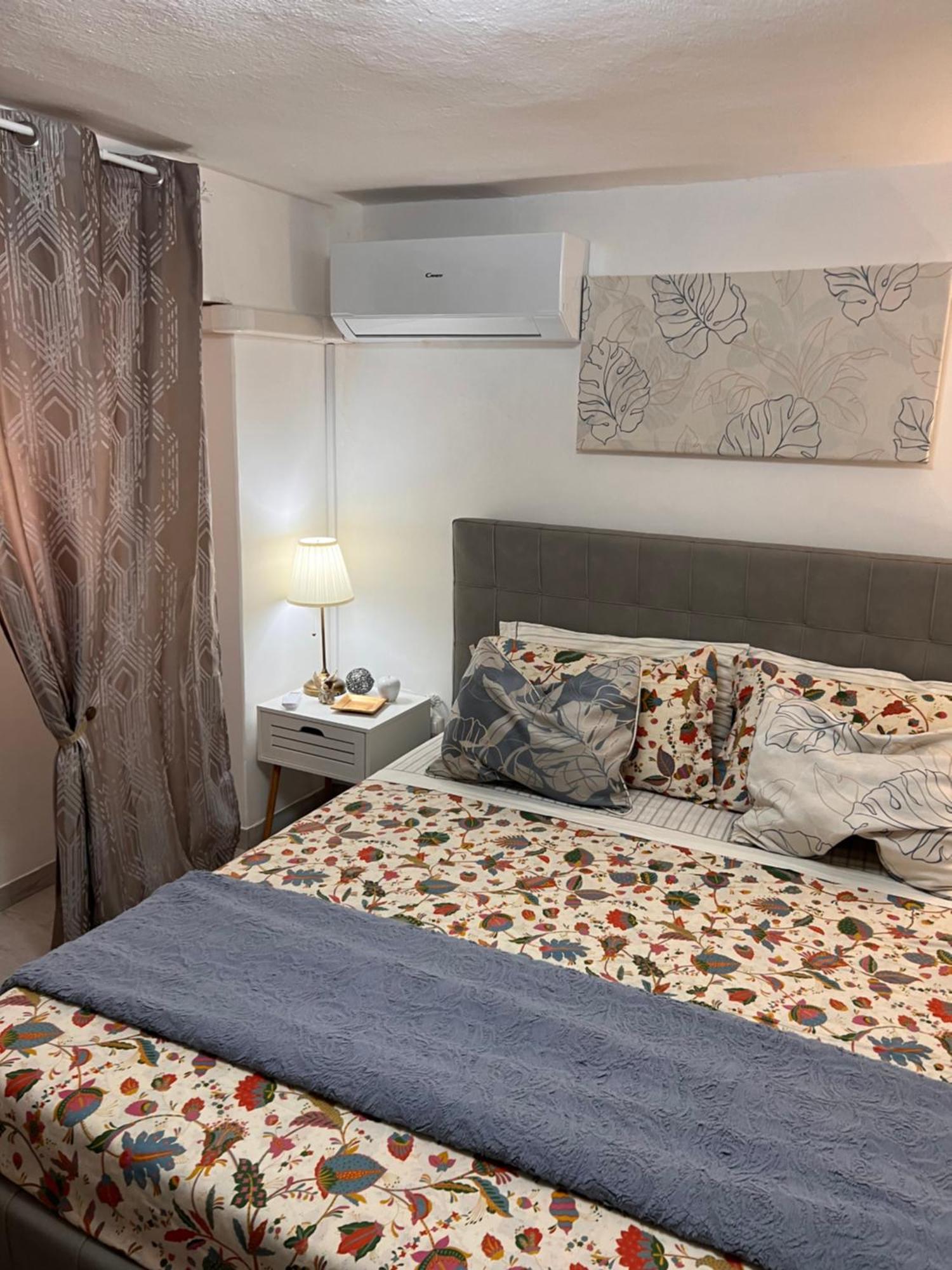 Casa Vacanze Manzoni 29 칼리아리 외부 사진